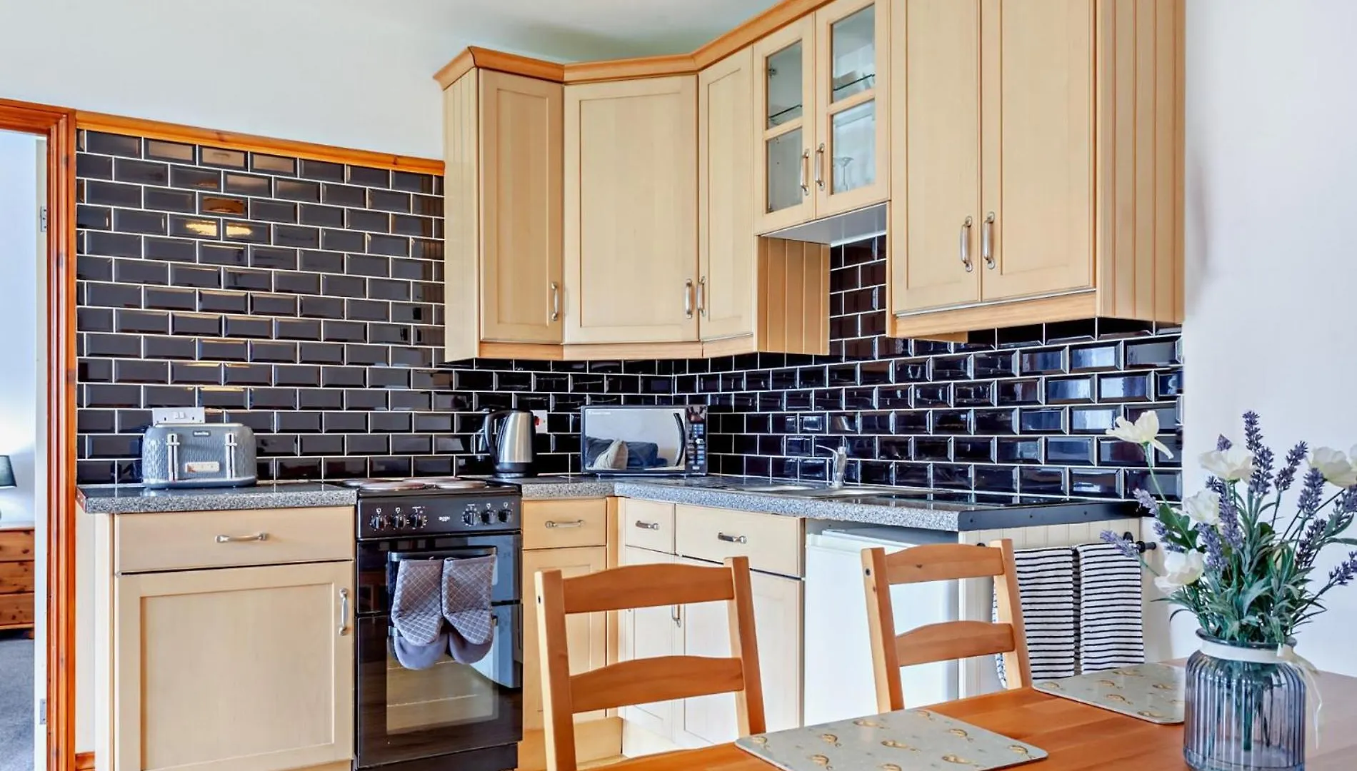 2 Bed Property In Bath 37147 Chew Magna
